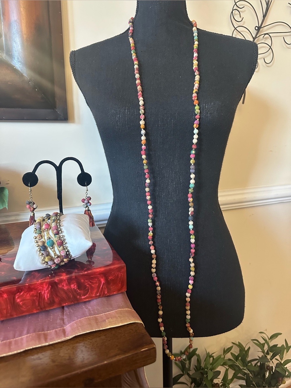 Women’s Fabric Beaded Boho Jewelry Set: Necklace Bracelet & Earrings NWT